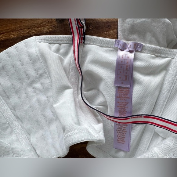 Savage x Fenty Serving Court Bustier & Brazilian panty set NWOT - Picture 14 of 14